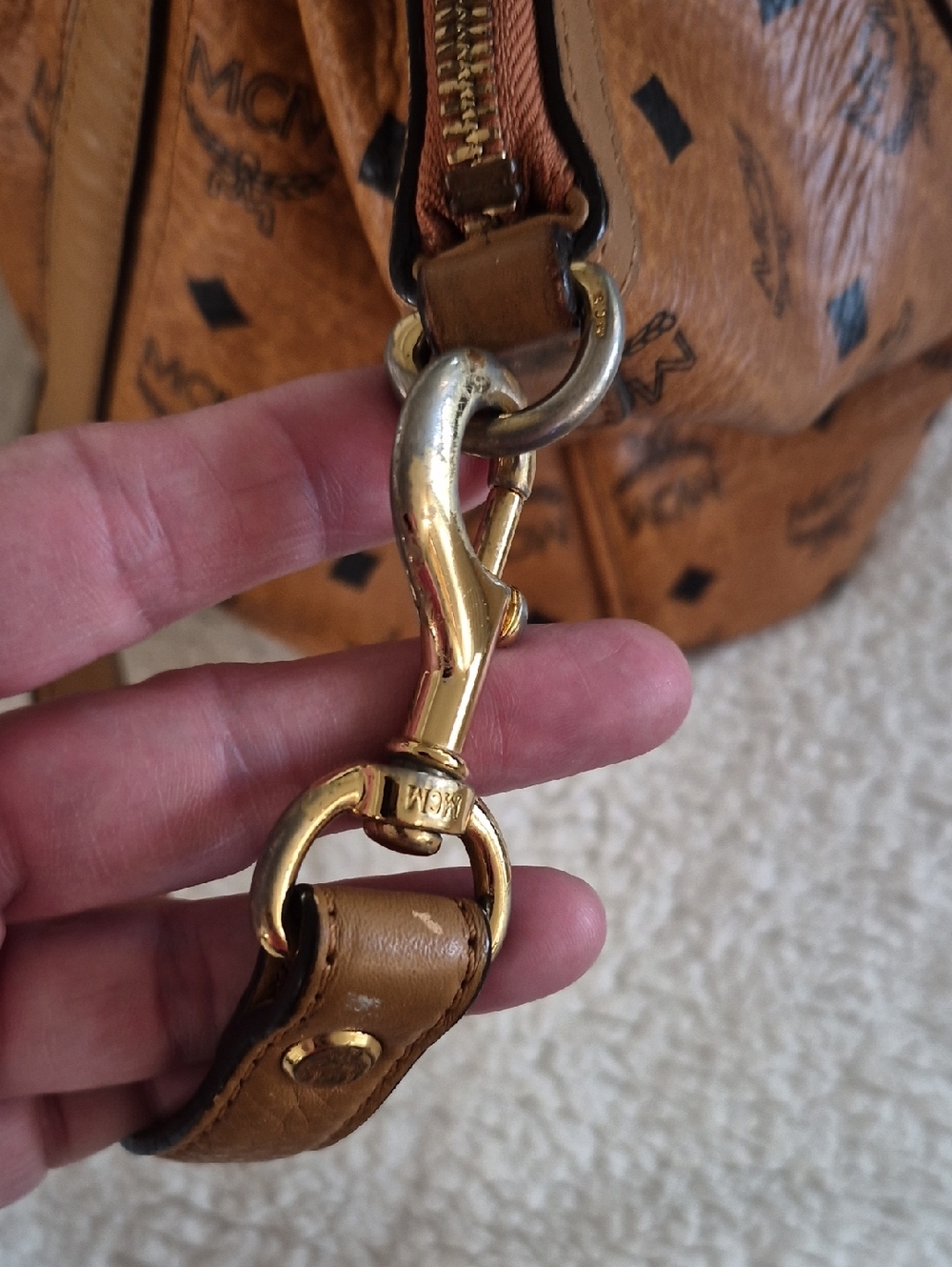 Authentic MCM Two Way Shopper - Picture 9 of 16